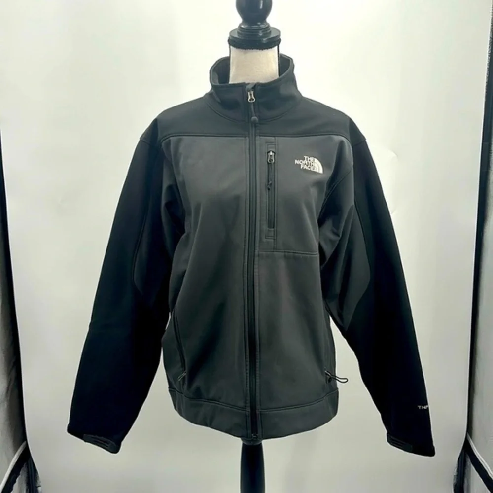 UEC The North Face black TFN APEX black jacket medium